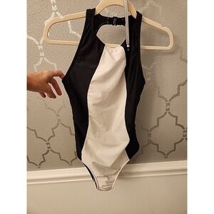 VENUS brand womens 1 pc SWIM SWIMMING SUIT black white size 12 beach pool NICE